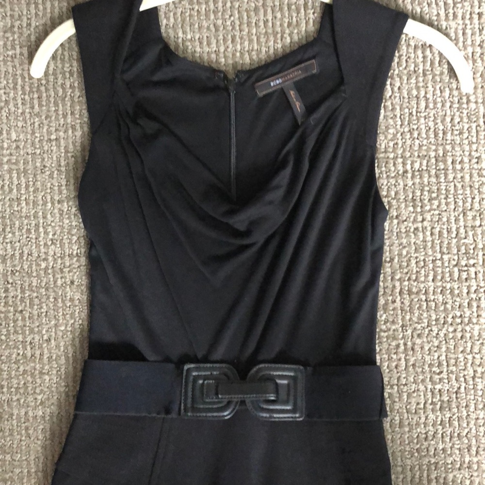 👗 - Picture 2 of 3